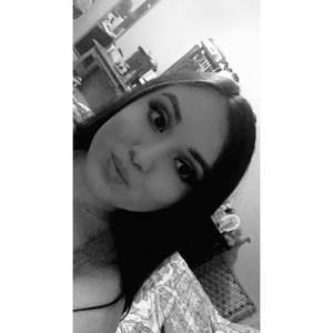 Meet your Posher, Valeria